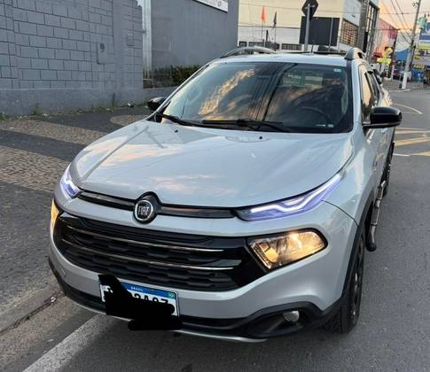 FIAT TORO 2.0 16V TURBO DIESEL VOLCANO 4WD AT9 FIAT TORO 2.0 16V TURBO DIESEL VOLCANO 4WD AT9